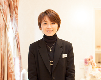銀座美容室　美容師　池田幸子さん